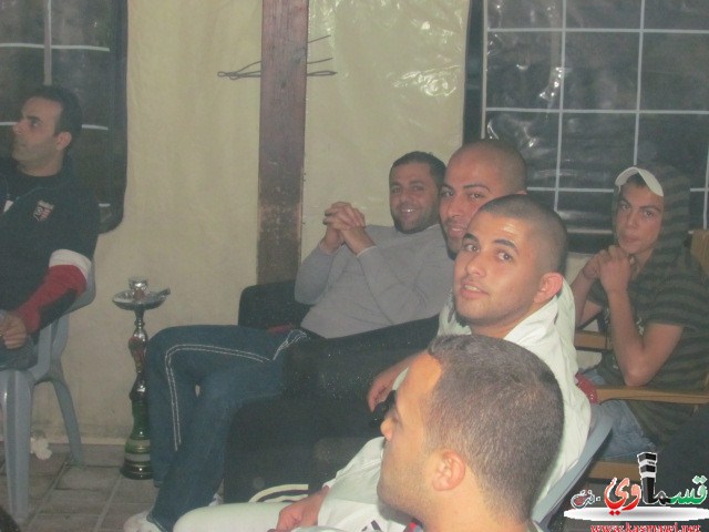 اجواء المقاهي اثناء مباراة الريال والبرشا